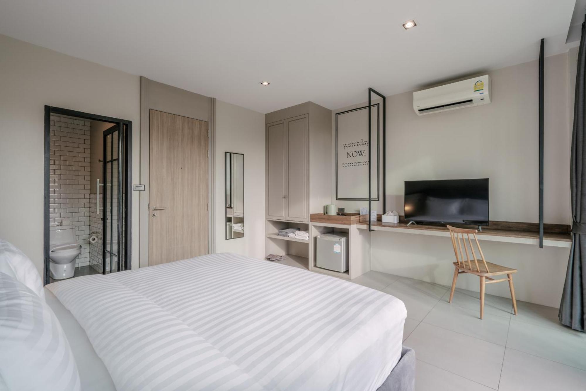 Sugar Ohana Poshtel Pantai Kata Luaran gambar