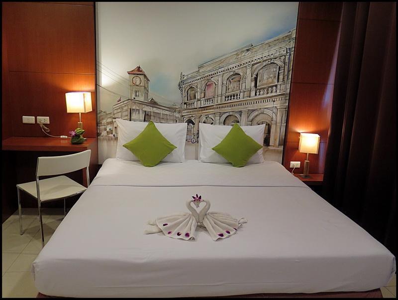 Sugar Ohana Poshtel Pantai Kata Luaran gambar