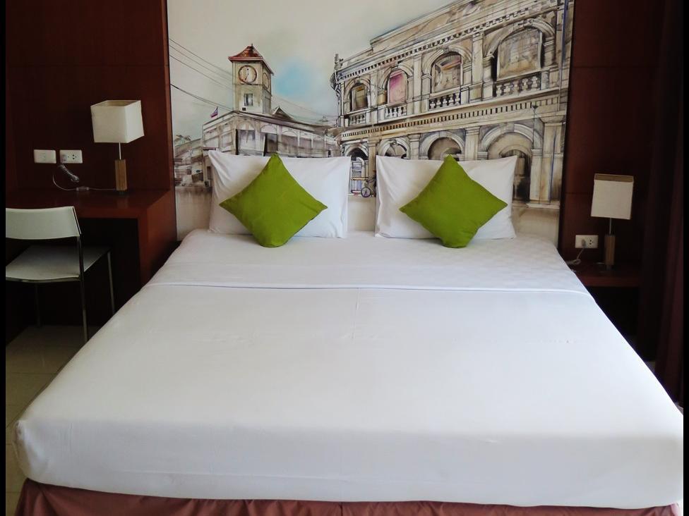 Sugar Ohana Poshtel Pantai Kata Luaran gambar